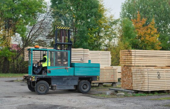 Was man über Flurförderzeuge und Gabelstapler wissen muss